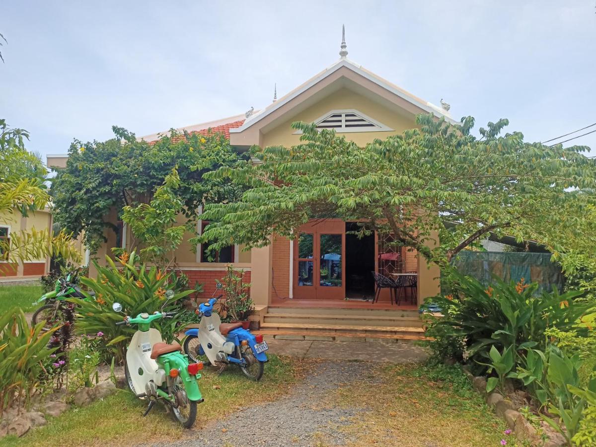 Karma Traders Kampot Hostel Eksteriør bilde