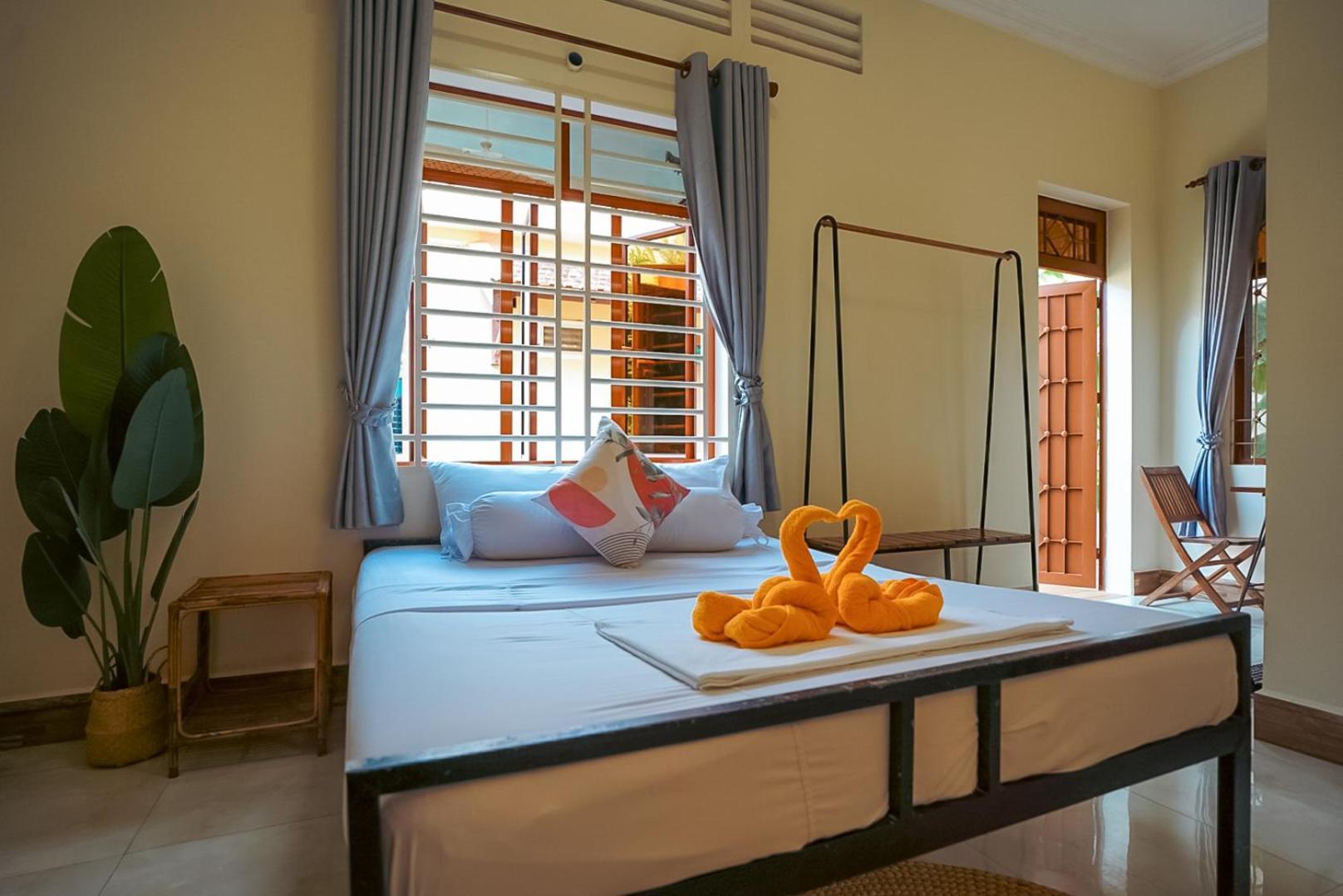 Karma Traders Kampot Hostel Eksteriør bilde