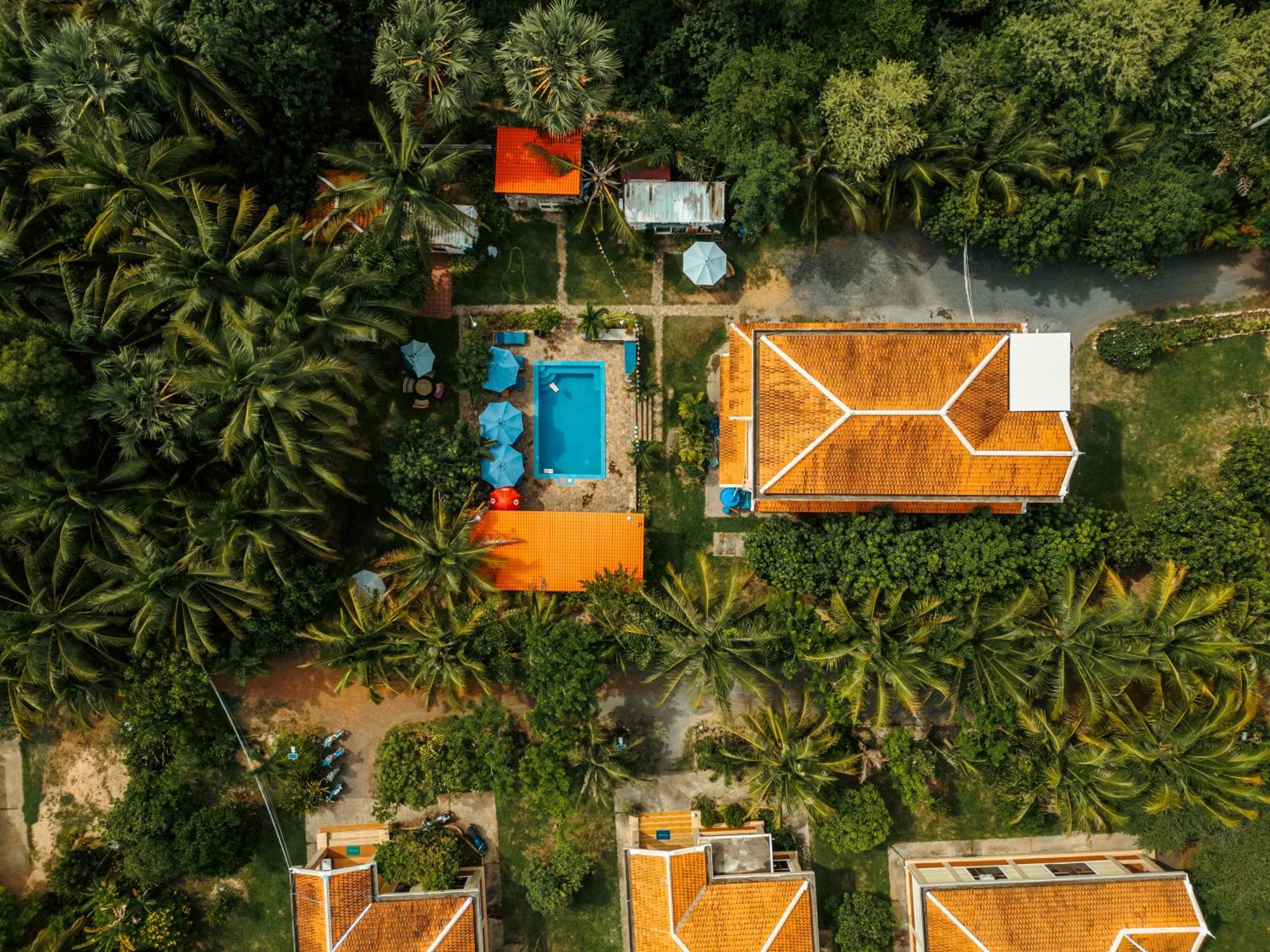 Karma Traders Kampot Hostel Eksteriør bilde