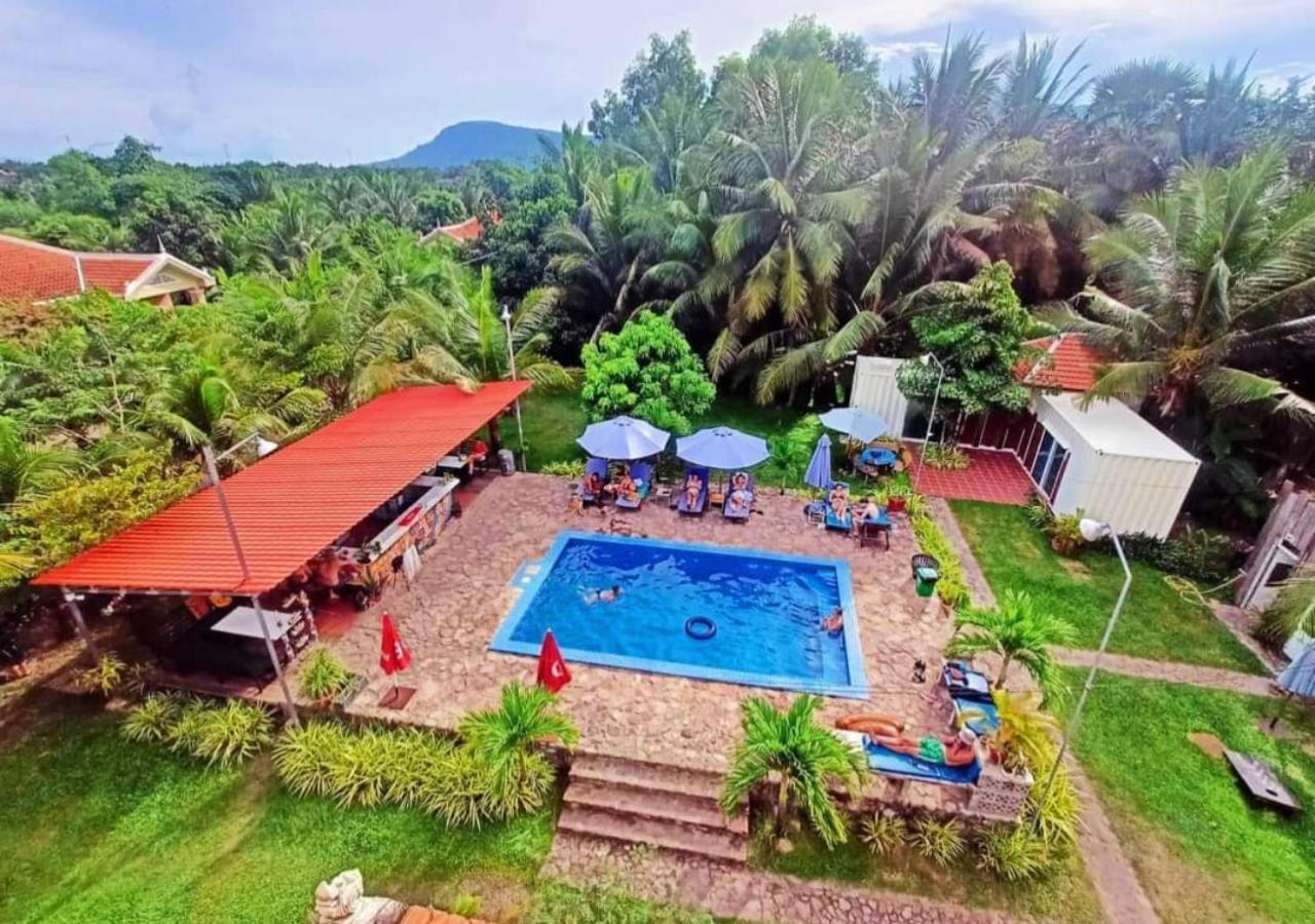 Karma Traders Kampot Hostel Eksteriør bilde